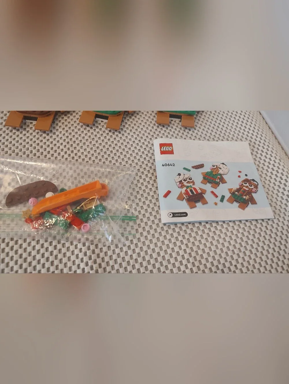 Lego 40642 Gingerbread Ornaments Building Toy Set Christmas Gently Used